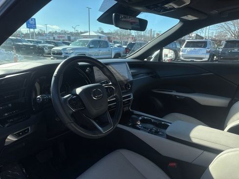 Used 2023 Lexus RX 350 Premium image 15