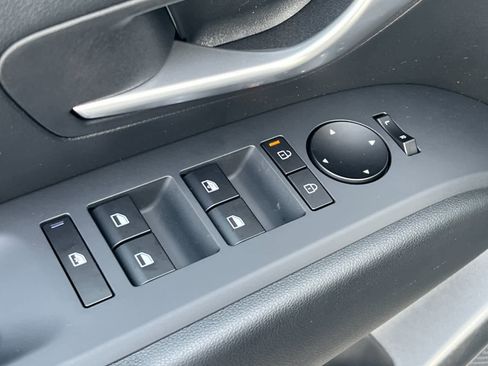 New 2026 Hyundai Santa Cruz SE image 13