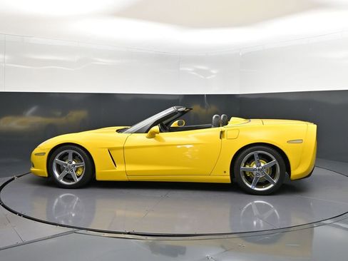Used 2008 Chevrolet Corvette Convertible w/ Preferred Equipment Group image 4