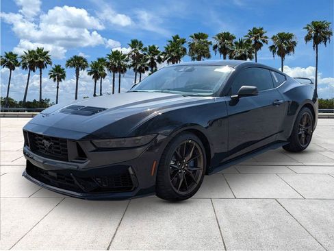 New 2026 Ford Mustang Dark Horse image 3