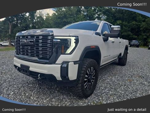 Used 2024 GMC Sierra 3500 Denali Ultimate AWD/4WD image 1