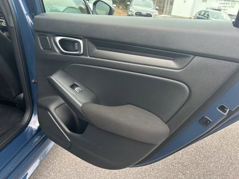 Used 2025 Honda Civic Sport image 30