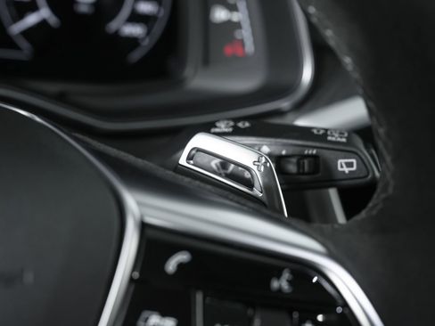 Used 2024 Audi RS 6 performance w/ Matte Carbon Package image 71