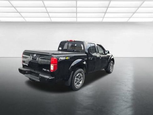 Used 2018 Nissan Frontier PRO-4X AWD/4WD image 4