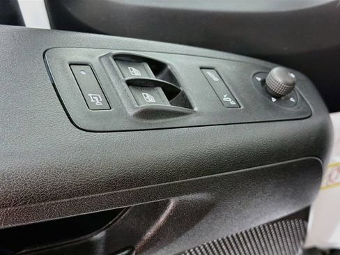 Used 2024 RAM ProMaster 2500 w/ Convenience Group FWD image 22