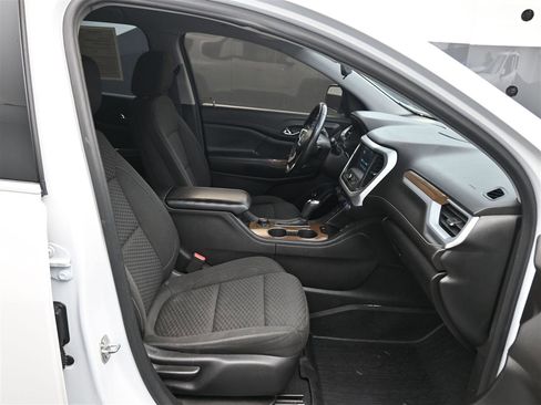 Used 2019 GMC Acadia SLE w/ Driver Alert Package I image 9