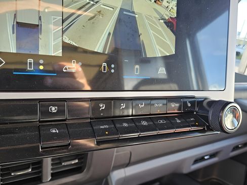 New 2025 Chevrolet Brightdrop 400 w/ Battery Pack, Max Range image 13