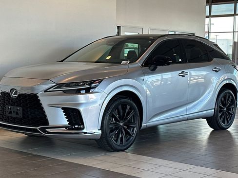 Used 2025 Lexus RX 500h F Sport image 8