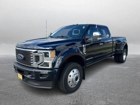 Certified 2022 Ford F450 Platinum w/ FX4 Off-Road Package AWD/4WD image 1