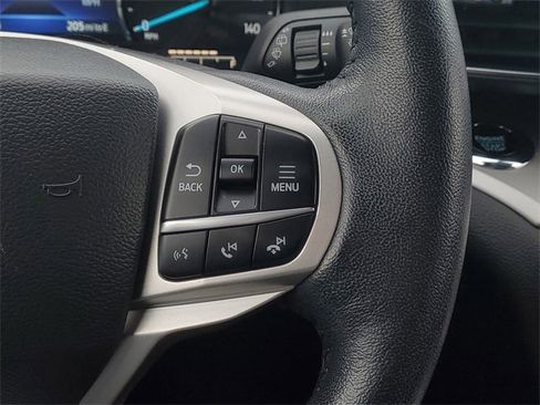 Certified 2022 Ford Explorer XLT w/ Equipment Group 202A image 18