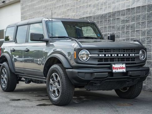 Used 2025 Ford Bronco Big Bend AWD/4WD image 2