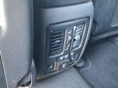 Certified 2023 Dodge Durango GT AWD/4WD image 14