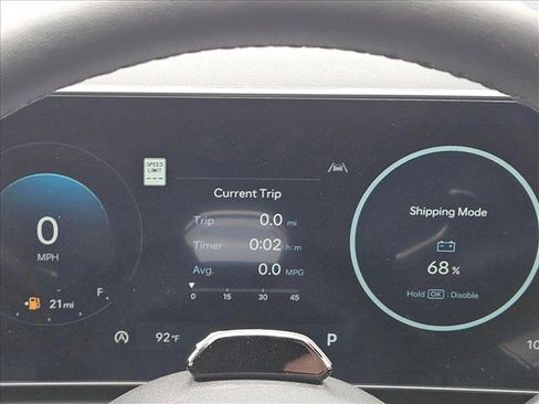 New 2025 Hyundai Tucson Limited image 12