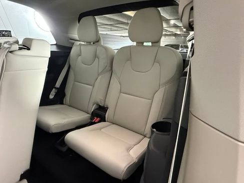 Used 2026 Volvo XC90 B6 Ultra w/ Protection Package AWD/4WD image 19