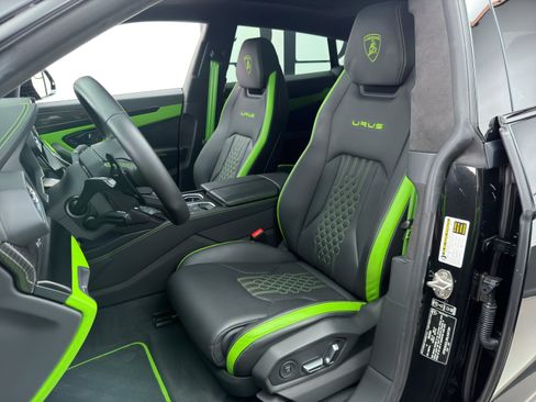 Used 2024 Lamborghini Urus S AWD/4WD image 15