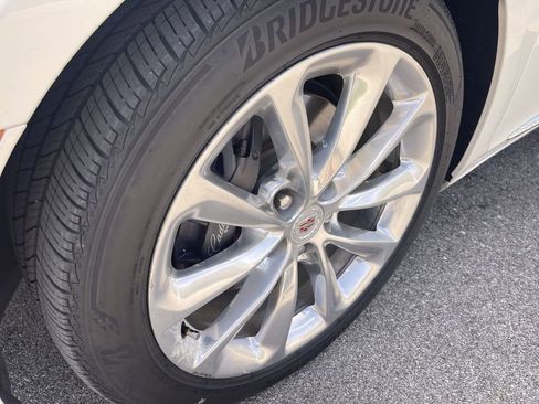 Used 2014 Cadillac XTS Luxury w/ Driver Awareness Package image 2