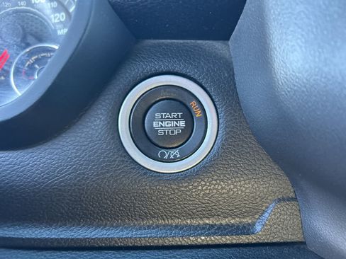 Used 2024 RAM 3500 Big Horn image 37