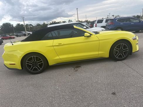 Used 2021 Ford Mustang Premium RWD image 3