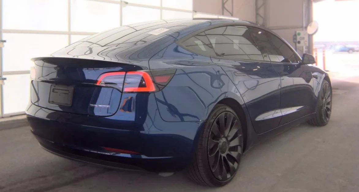 Used 2023 Tesla Model 3 Performance AWD/4WD image 3