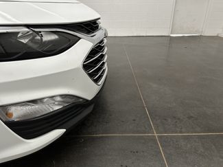 Used 2025 Chevrolet Malibu LT FWD video 2
