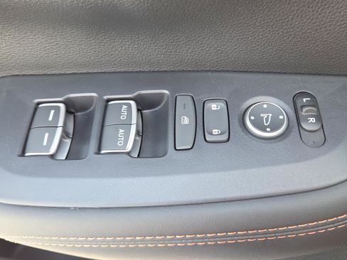 Used 2012 Chevrolet Impala LT w/ LT Sunroof Package FWD image 33