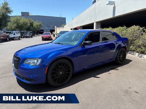 Used 2021 Chrysler 300 Touring w/ Sport Appearance Package RWD image 1
