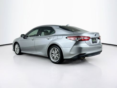 Used 2019 Toyota Camry XLE w/ Driver Assist Package FWD image 5