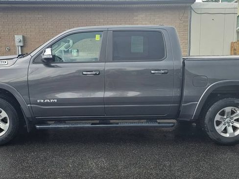 Used 2022 RAM 1500 Laramie AWD/4WD image 7