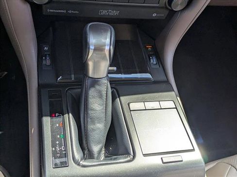 Used 2023 Lexus GX 460 Premium w/ Accessory Package image 12