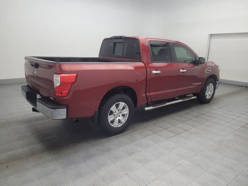 Used 2017 Nissan Titan SV RWD image 10