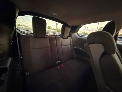 Used 2014 Nissan Pathfinder S FWD image 27
