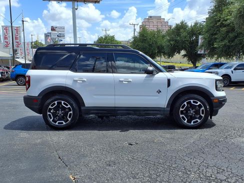 Certified 2024 Ford Bronco Sport Outer Banks w/ Tech Package AWD/4WD image 5