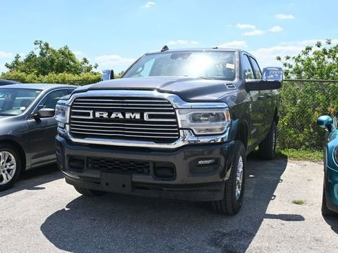 Used 2024 RAM 2500 Laramie w/ Safety Group AWD/4WD image 5