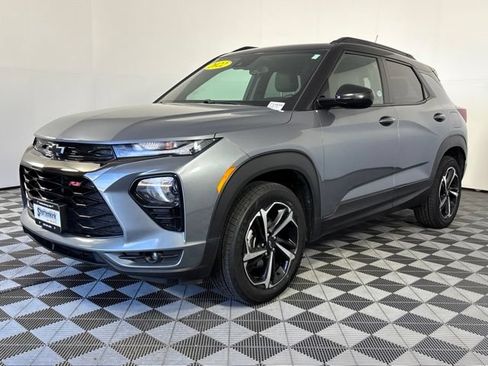 Used 2022 Chevrolet TrailBlazer RS AWD/4WD image 2