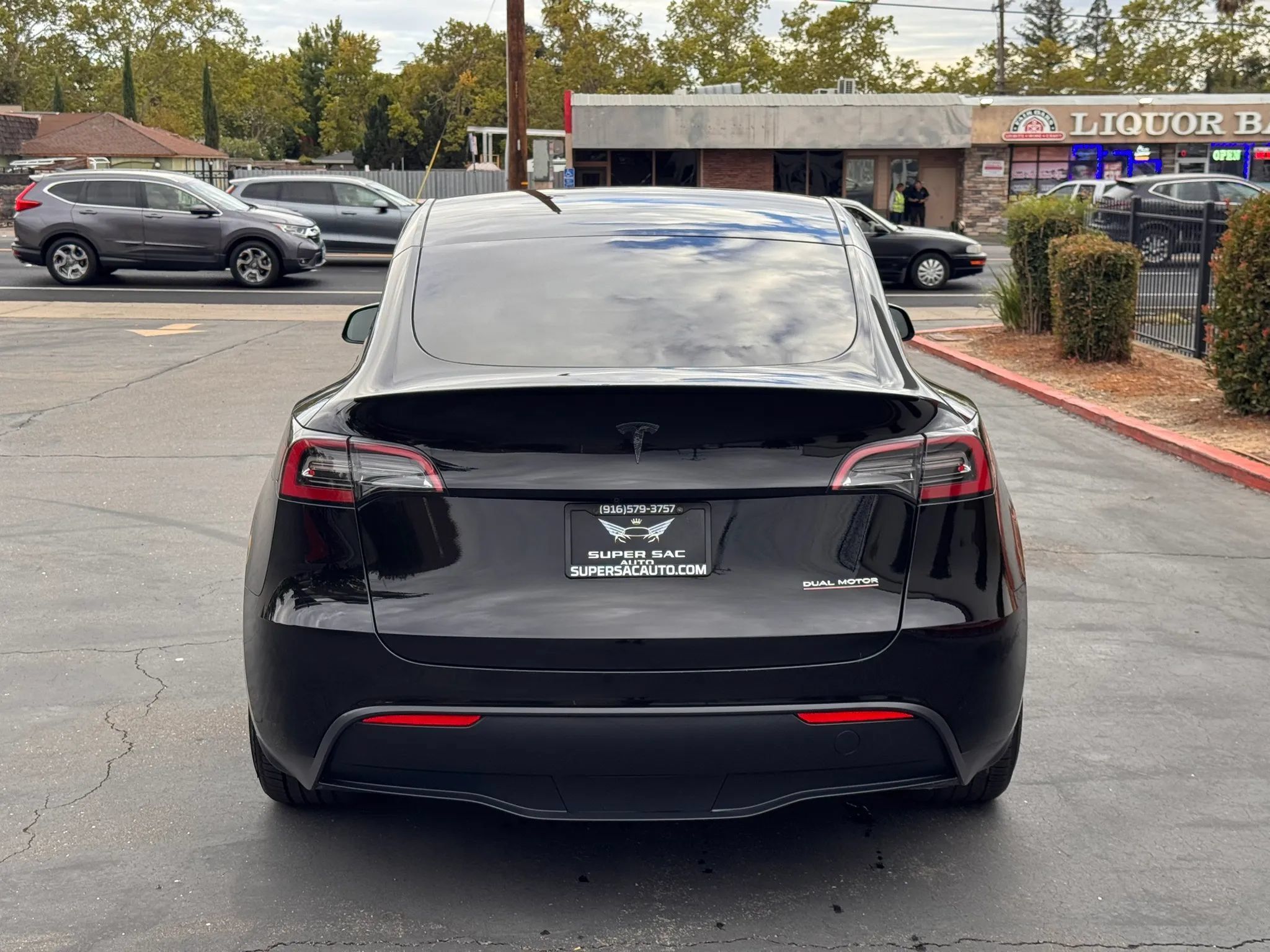 Used 2023 Tesla Model Y Performance AWD/4WD image 5