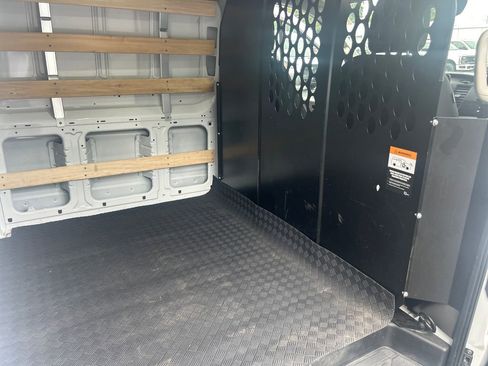 Used 2025 Ford Transit 250 Low Roof w/ Exterior Upgrade Package RWD image 28