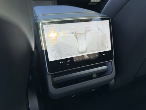 Used 2025 Tesla Model 3 Long Range image 8
