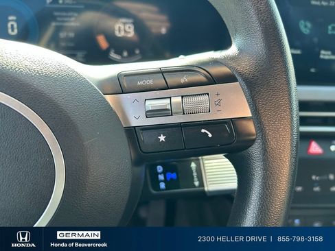 Used 2025 Hyundai Sonata SEL FWD image 24