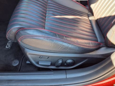 Used 2022 Genesis G70 3.3T w/ Sport Advanced Package image 13