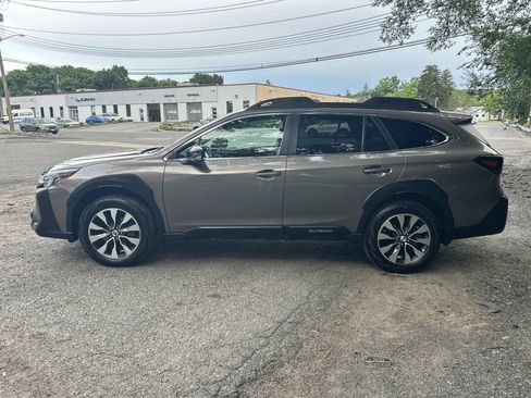 Certified 2024 Subaru Outback Limited AWD/4WD image 5