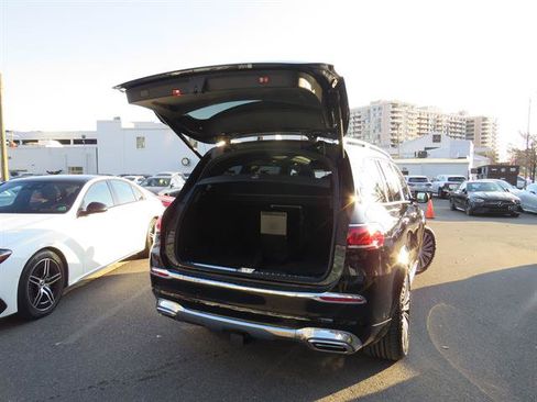 Certified 2022 Mercedes-Benz Maybach GLS 600 4MATIC image 22