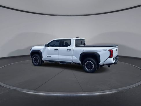 Used 2024 Toyota Tacoma TRD Off-Road w/ TRD Off Road Upgrade Package AWD/4WD image 6