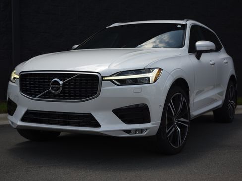 Used 2019 Volvo XC60 T6 R-Design w/ Protection Package Premier AWD/4WD image 1