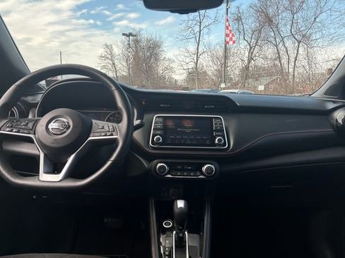 Used 2020 Nissan Kicks SR w/ Exterior Package image 13