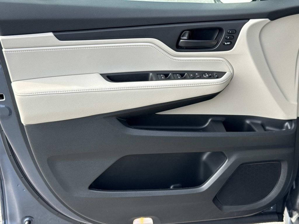 Used 2026 Honda Odyssey EX-L image 18