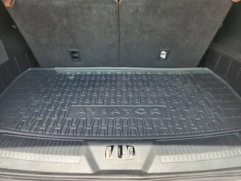 Used 2020 Lincoln Aviator Grand Touring w/ Equipment Group 302A AWD/4WD image 33