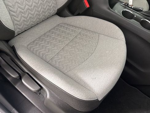 Used 2024 Chevrolet Equinox LS w/ LS Convenience Package FWD image 25