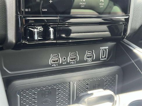 New 2026 RAM 1500 Laramie w/ Night Edition image 10