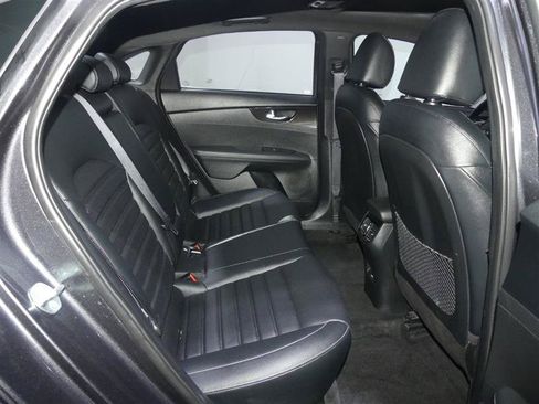Used 2023 Kia Forte GT-Line w/ GT-Line Premium Package FWD image 28