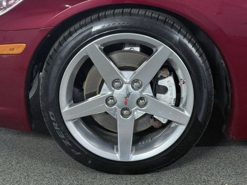 Used 2006 Chevrolet Corvette Convertible w/ Preferred Equipment Group image 17